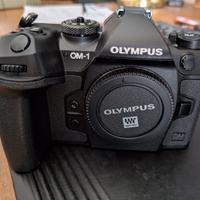 Olympus OM-1