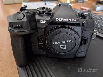Olympus OM-1