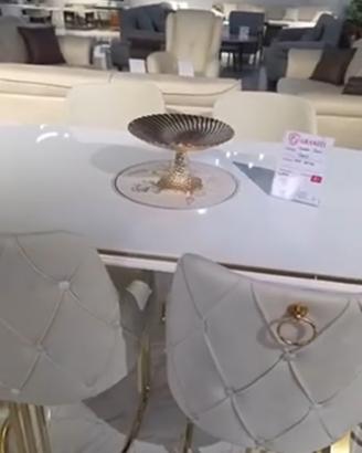 Tavoli eleganti per il soggiorno, nove