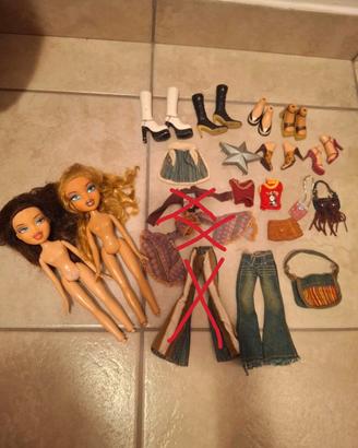 Set Bratz con vestiti 