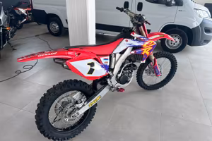 Honda crf 250 r 2009 8 ore!!!