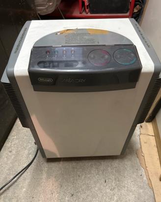Deumidificatore De’Longhi AriaDry – 20 L/24h