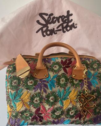 Bauletto SECRET PON PON,nuovo e mai usato