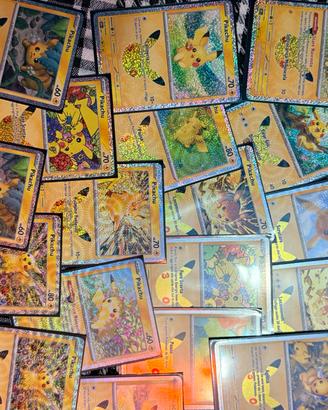 Lotto 18 pikachu 30 anniversario