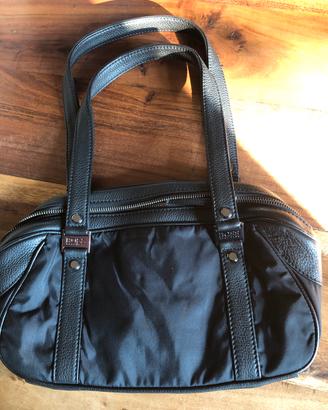 Borsetta nera in tessuto e pelle Hugo Boss