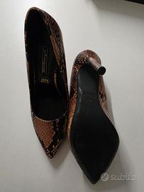 Scarpe décolleté effetto pitone