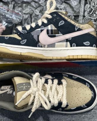 Nike SB Dunk Low Travis Scott N 36
