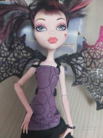 monster high draculaura con ali