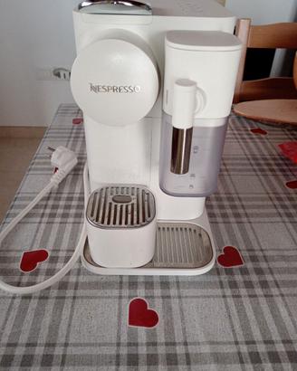 Macchina da Caffè De'Longhi Nespresso Lattissima O
