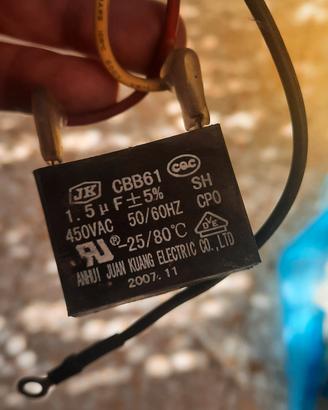 Condensatore per motori elettrici