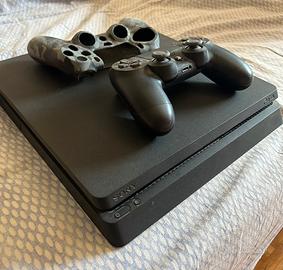Play station 4 slim 500gb come nuova