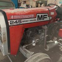 Trattore massey ferguson MF 245