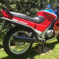 Honda VFR 750 RC24 1986