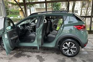 Dacia sandero stepwey benzina /gpl