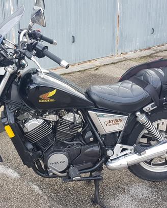 HONDA VT 500