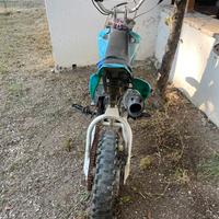 Pit bike