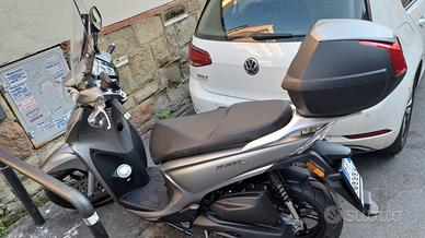 People S 200 immatricolato ottobre 25, km 3000