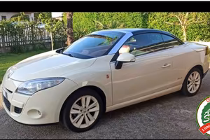 RENAULT Megane Mégane C-C 1.5 dCi 110CV Floride