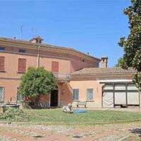 Compendio immobiliare a Curtatone (MN)
