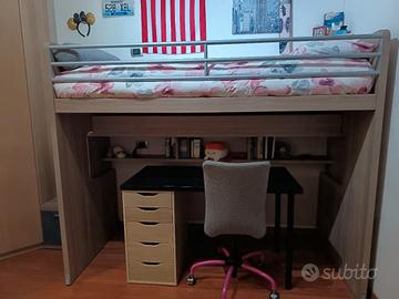 cameretta con letto scorrevole 