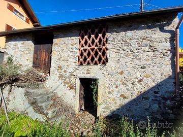 Rustico-Casale a Casale Corte Cerro