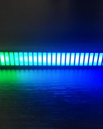 AURTEC - Luce a LED RGB per ritmo musicale