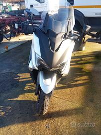 🔥 Yamaha TMAX 2016 – 33.000 km – €5.800 🔥