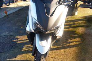 🔥 Yamaha TMAX 2016 – 33.000 km – €5.800 🔥