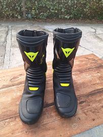 stivali dainese moto