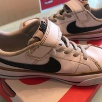 sneackers bambino nike n. 28.5