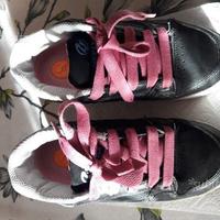 Scarpe heelys con rotelle