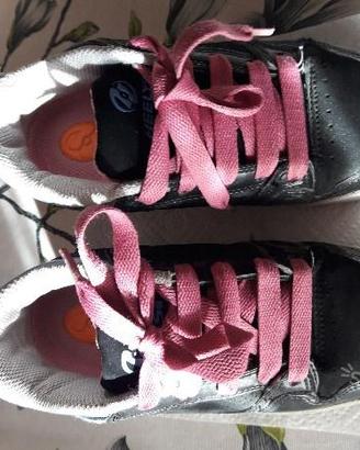 Scarpe heelys con rotelle