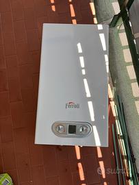 Scaldino 14 litri minuto ferroli metano