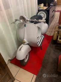 Vespa struzzo