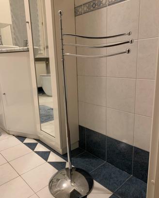 Piantana appendi asciuganani altezza 94.