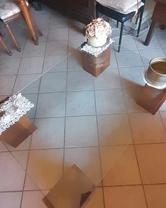 Tavolino in vetro 