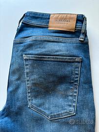 Jeans taglia 32