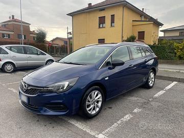 Opel Astra 1.5 TDCI 122CV  Tourer Ultimate