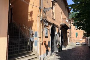 3 LOCALI A CAVE