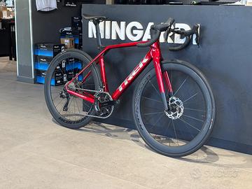 TREK MADONE SL 6 GEN 8 2026 FURY RED  M