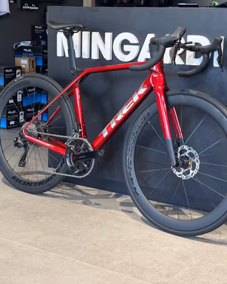 TREK MADONE SL 6 GEN 8 2026 FURY RED  M