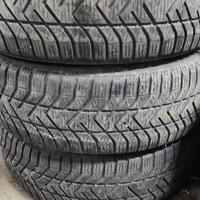 set 4 pneumatici invernali  Pirelli 195/65 R15