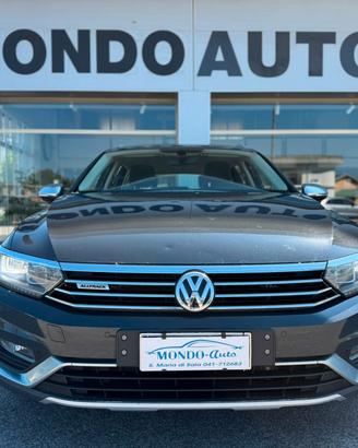 VW Passat Alltrack 2.0 TDI 150 CV 4MOTION BlueMoti