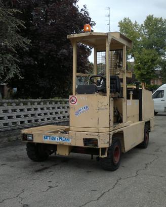 carrello elevatore laterale 