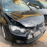 Golf 6 del 2010 per ricambi