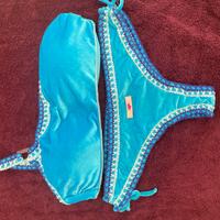 Bikini monospalla e Brasiliana Tezuk