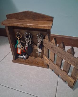 casetta portachiavi da parete