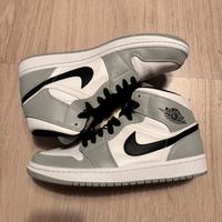 Jordan 1 Mid light smoke grey taglia 42
