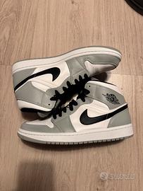 Jordan 1 Mid light smoke grey taglia 42