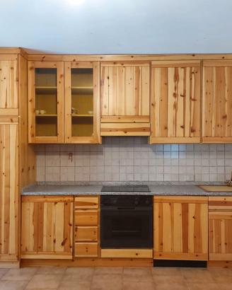 Cucina in pino